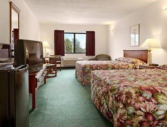 Zellar'S Village Inn Newberry Εξωτερικό φωτογραφία
